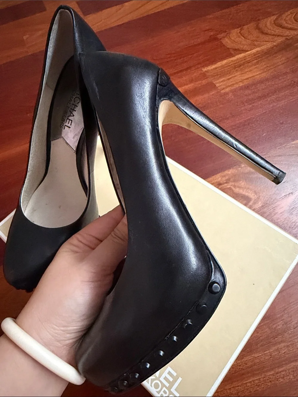Michael Kors Black Leather Pointed-Toe Pumps